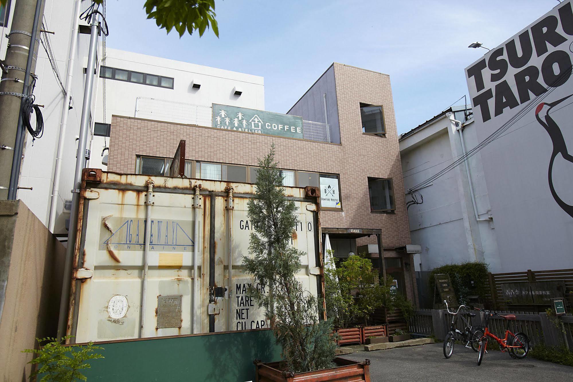 Bonfire Hostel Ōsaka Extérieur photo
